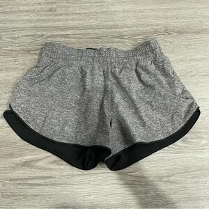 Lululemon choose a side reversible 3” shorts  Heather Lux multi black 6